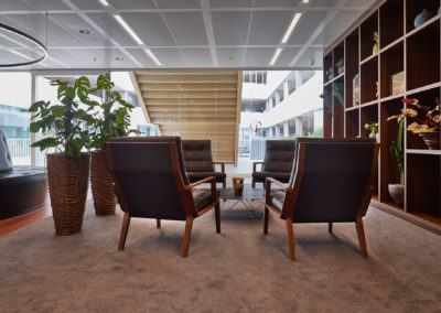 royale lobby hoofddorp luxe fauteuils