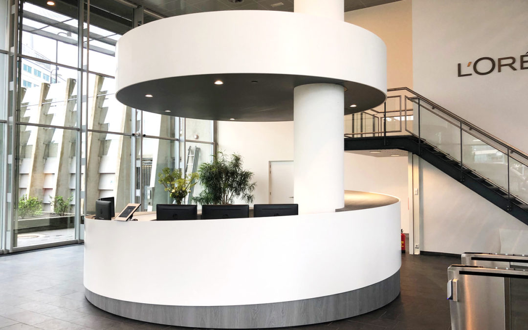 De wetenschap van schoonheid verwerkt in een balie.