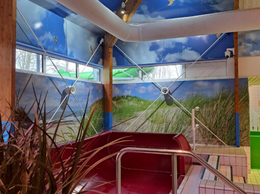 Lokale identiteit in het nieuwe zwembad op Urk